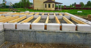 Фундамент для дома Заинск. Заказать под ключ цена от 3350 руб/м3